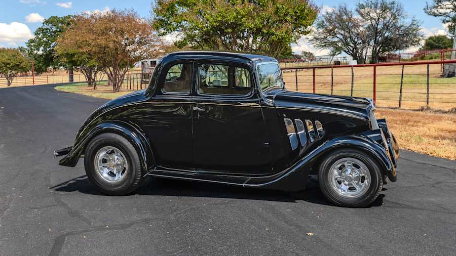 1933 Willys Coupe