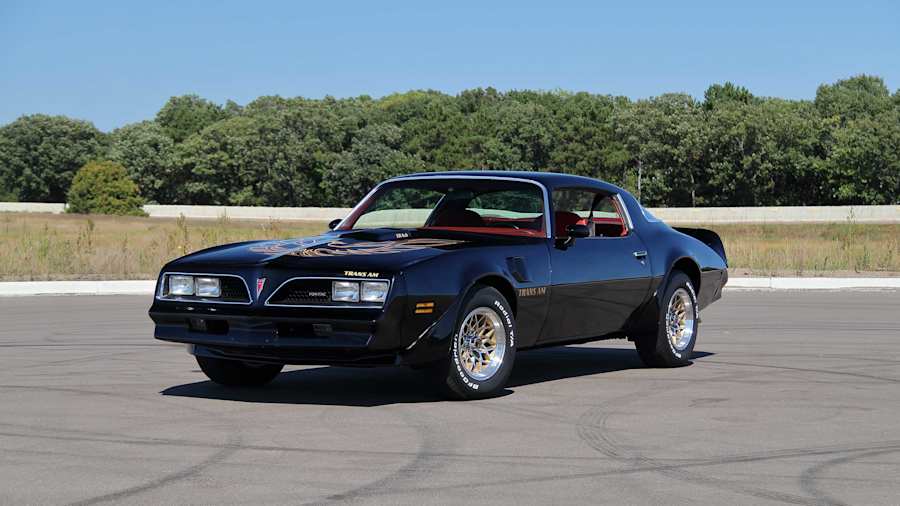 Pontiac Firebird (2nd Gen)