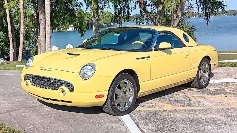 2002 Ford Thunderbird