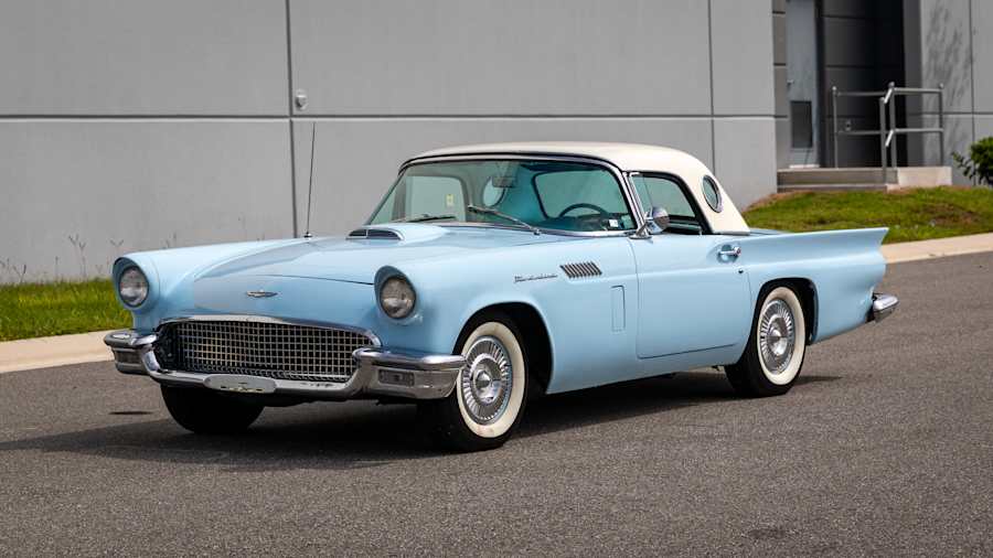 1957 Ford Thunderbird