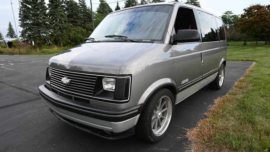 Chevrolet Astro