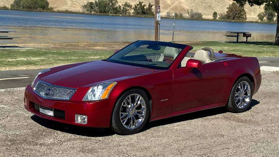 2004 Cadillac XLR