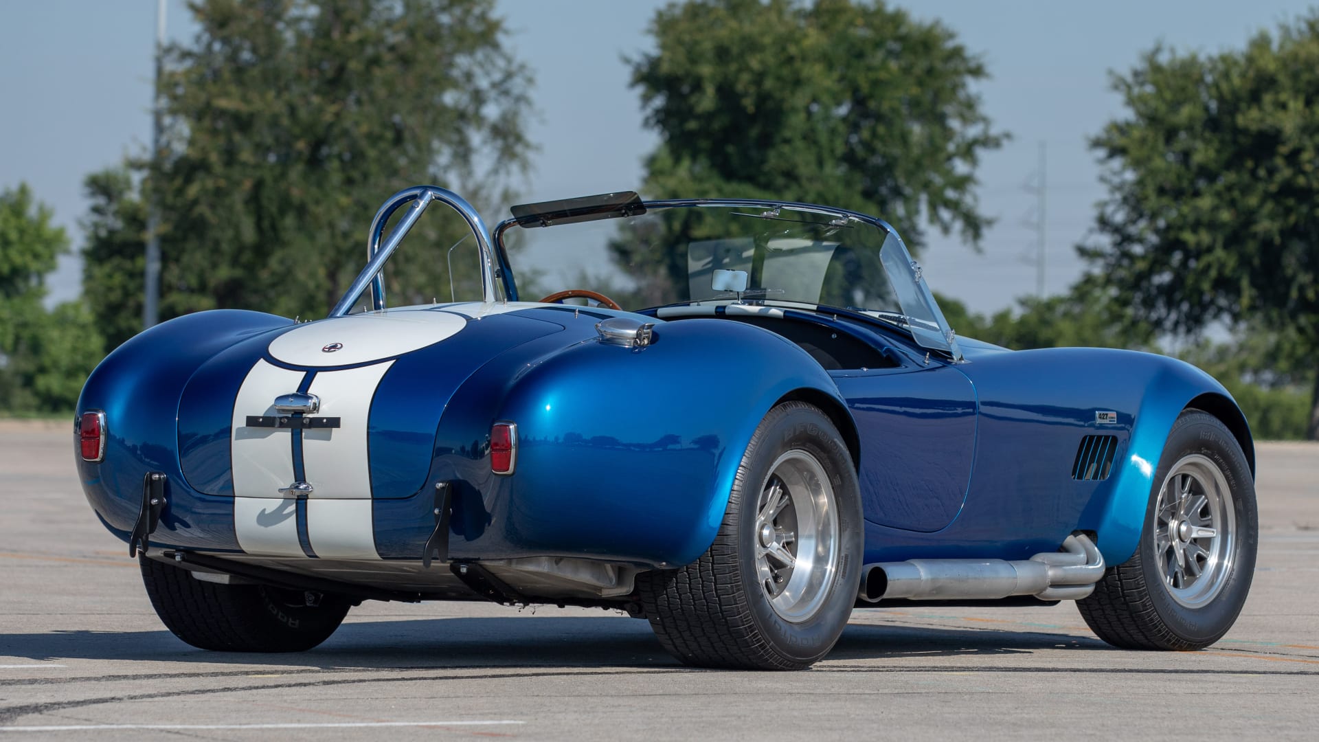 Mecum Auctions Photography Guide // blue Shelby Cobra three-quarter rear view right facing