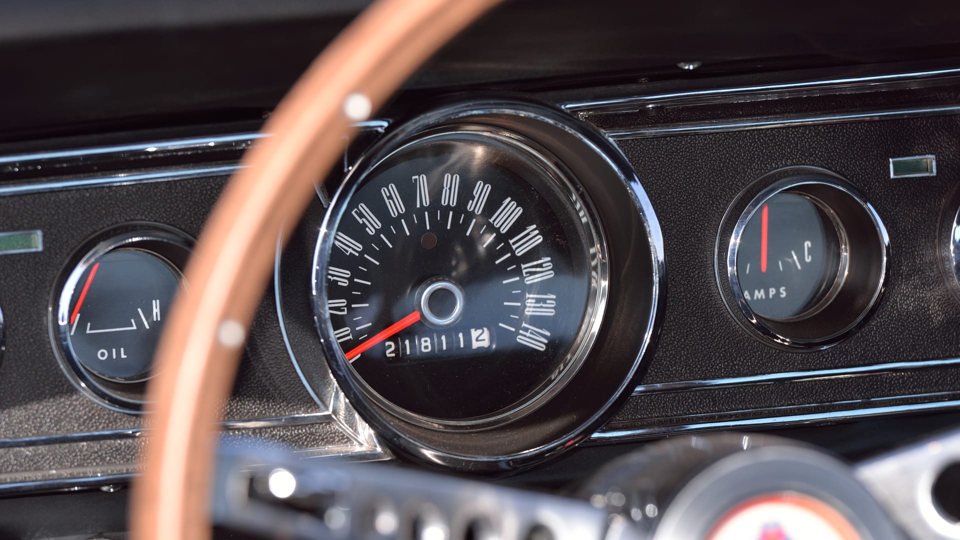 Mecum Auctions Photography Guide // interior odometer shot