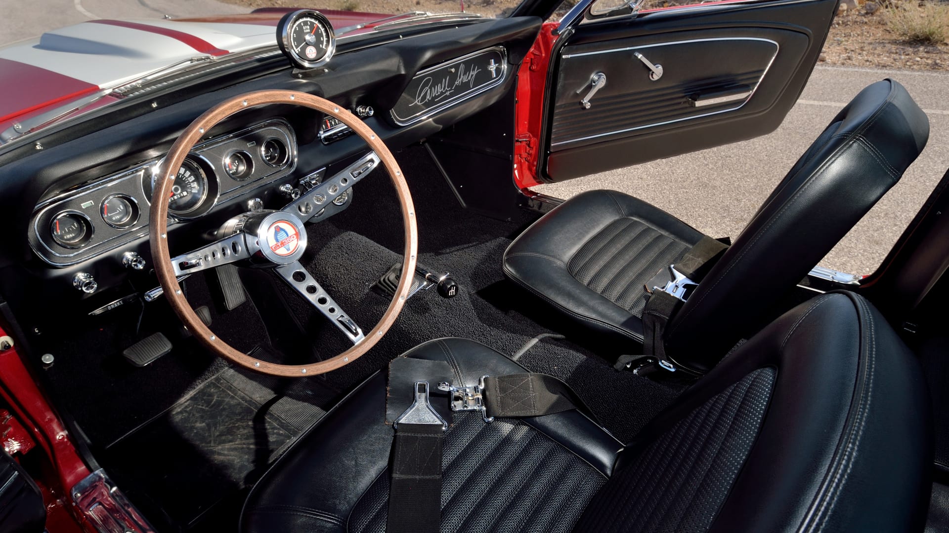 Mecum Auctions Photography Guide // interior drivers side