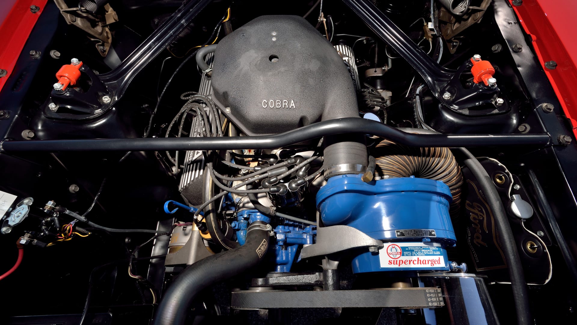 Mecum Auctions Photography Guide // engine straight on