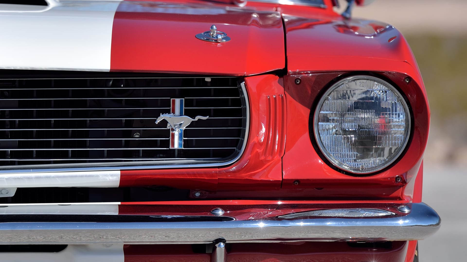 Mecum Auctions Photography Guide // detail front grille