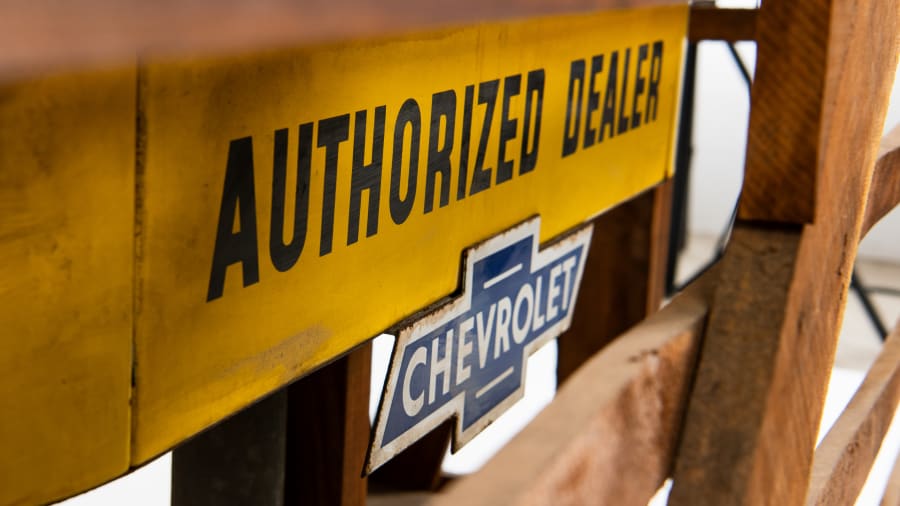 OK Used Cars: The Forgotten Neon Sign That Time Froze