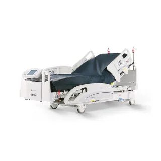 Stryker InTouch Critical Care Bed with Zoom Drive
