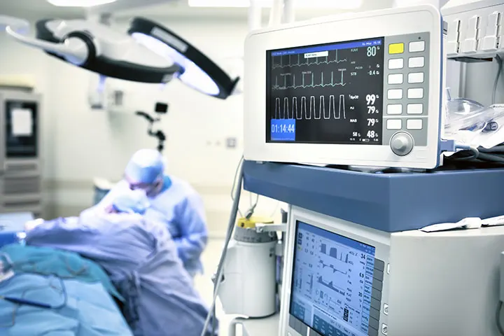 6 Factors to Consider When Organizing for Hospital Equipment Rentals