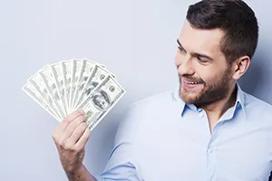 Man holding cash