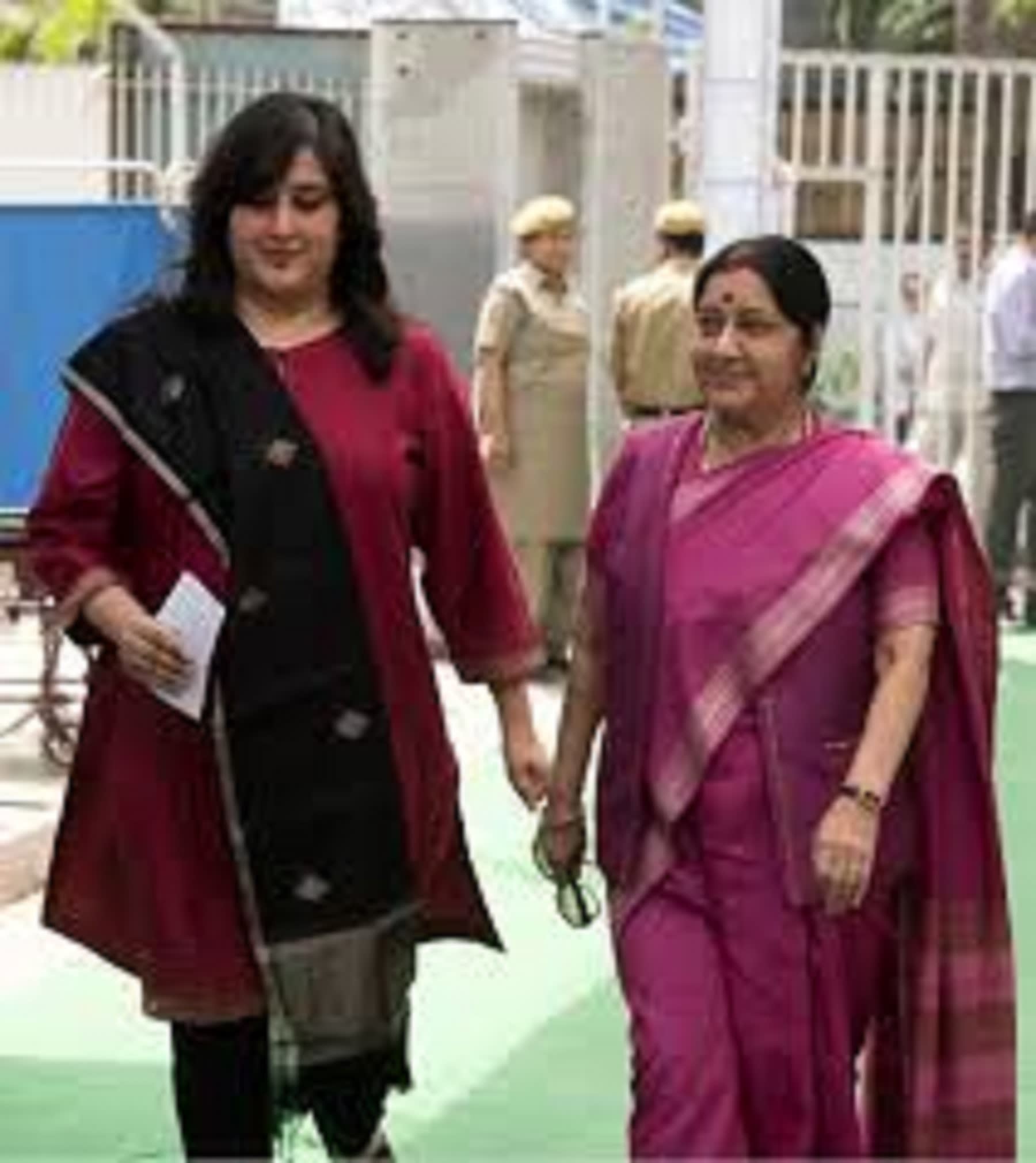 Bansuri Swaraj : सुषमा स्वराज की बेटी बांसुरी स्वराज की BJP में एंट्र?