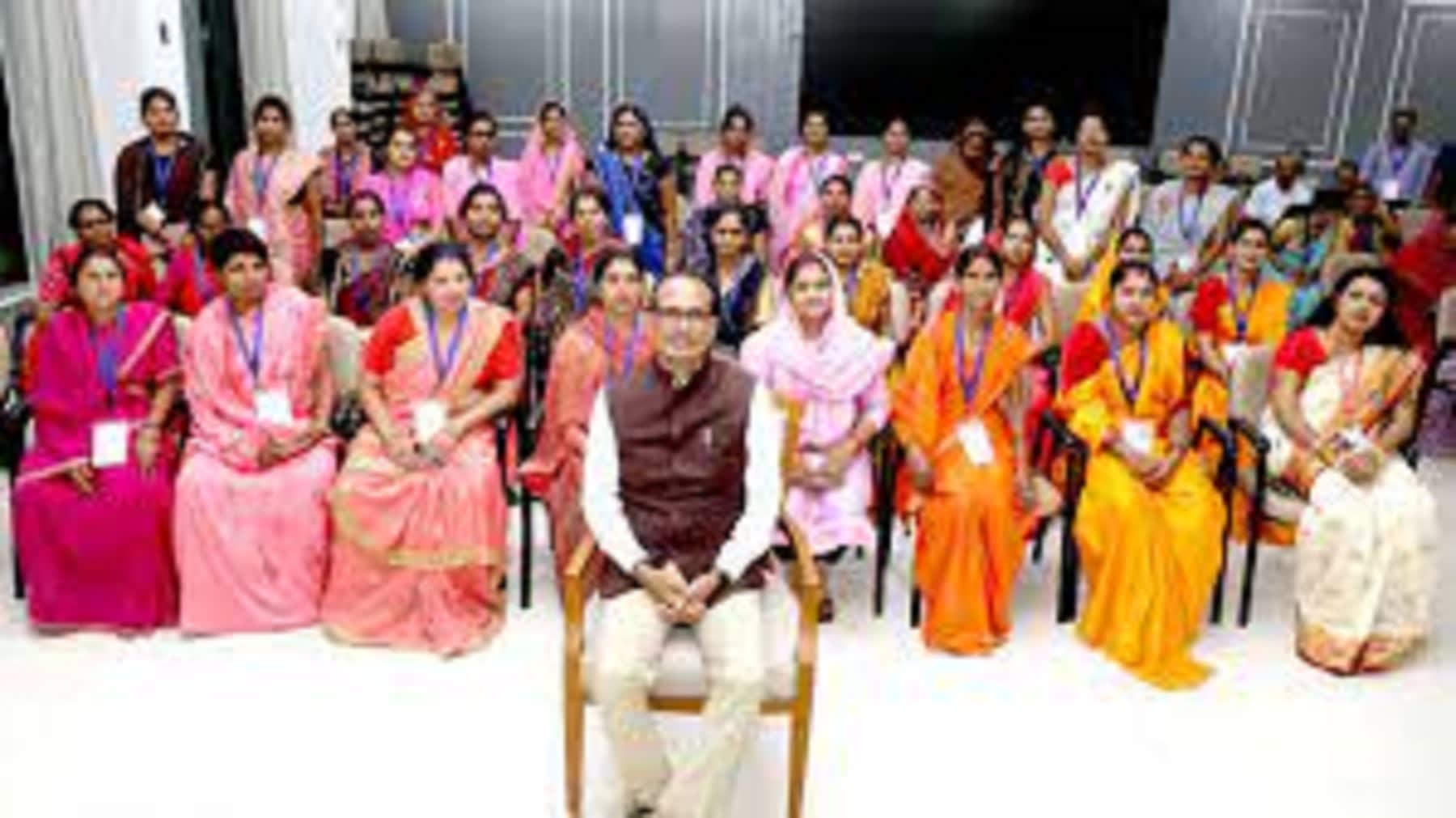 मुख्यमंत्री श्री चौहान: लाड़ली बहना सेनाएँ बनेंगी महिला स