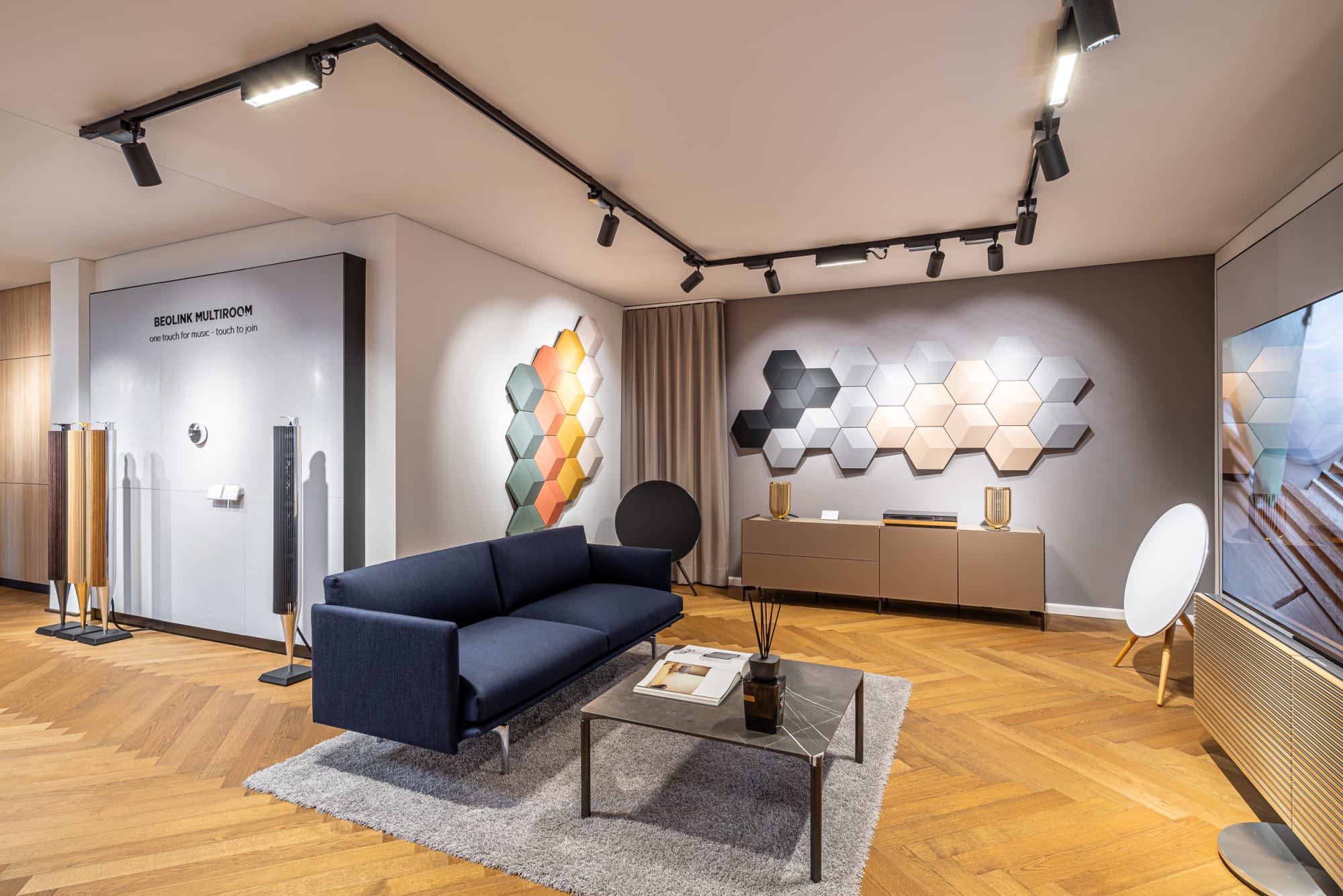 Bang & Olufsen Bern Showroom Beosound Shape