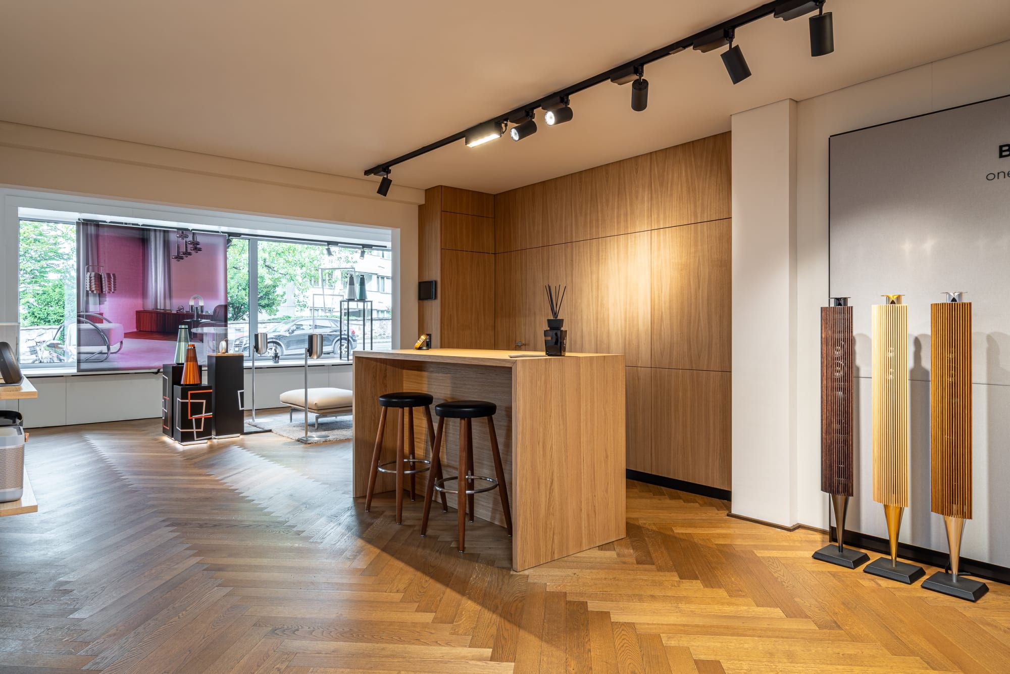 Bang & Olufsen Showroom Bern Empfang