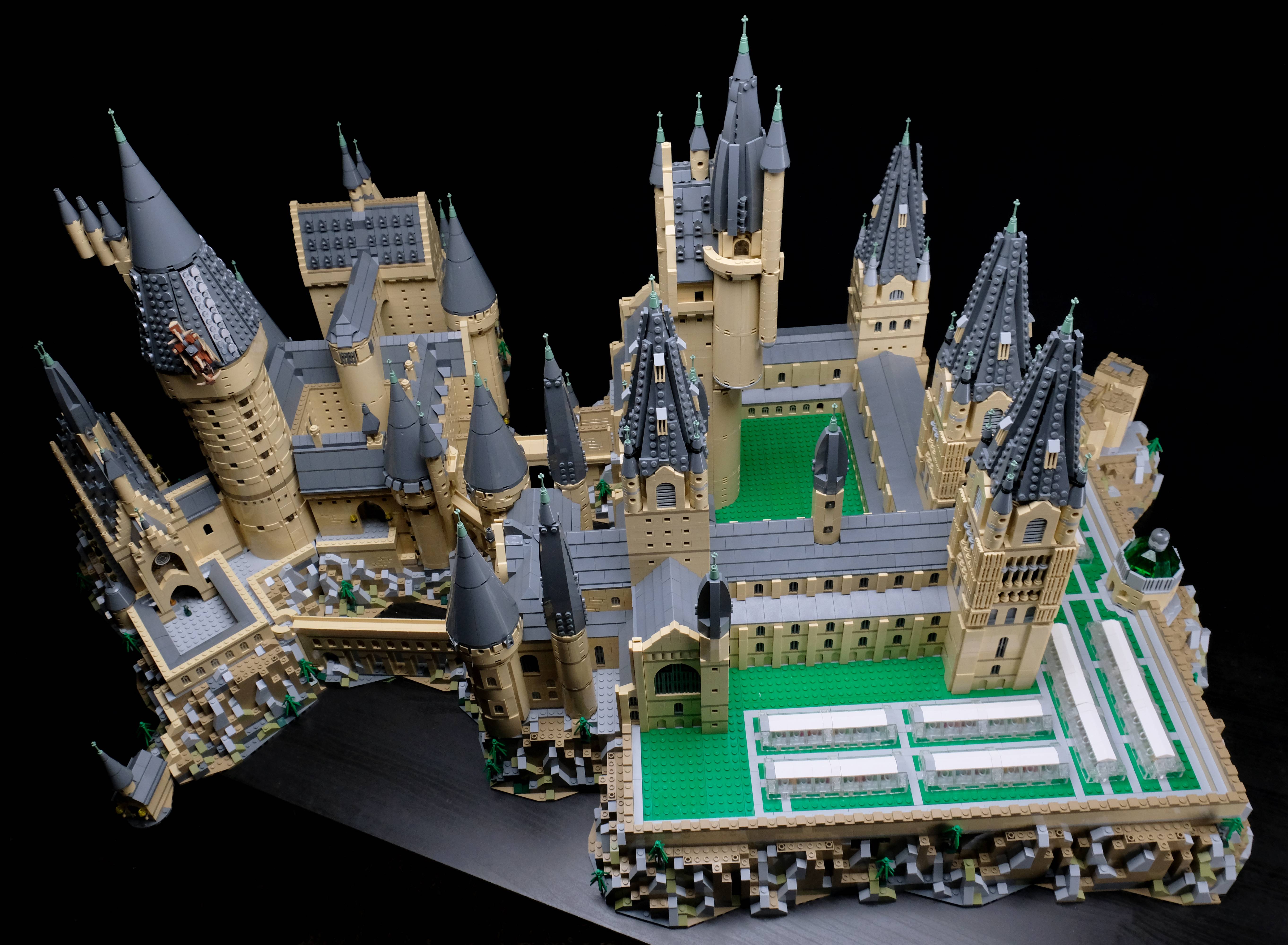 a-month-of-lego-harry-potter-71043-hogwart-s-castle