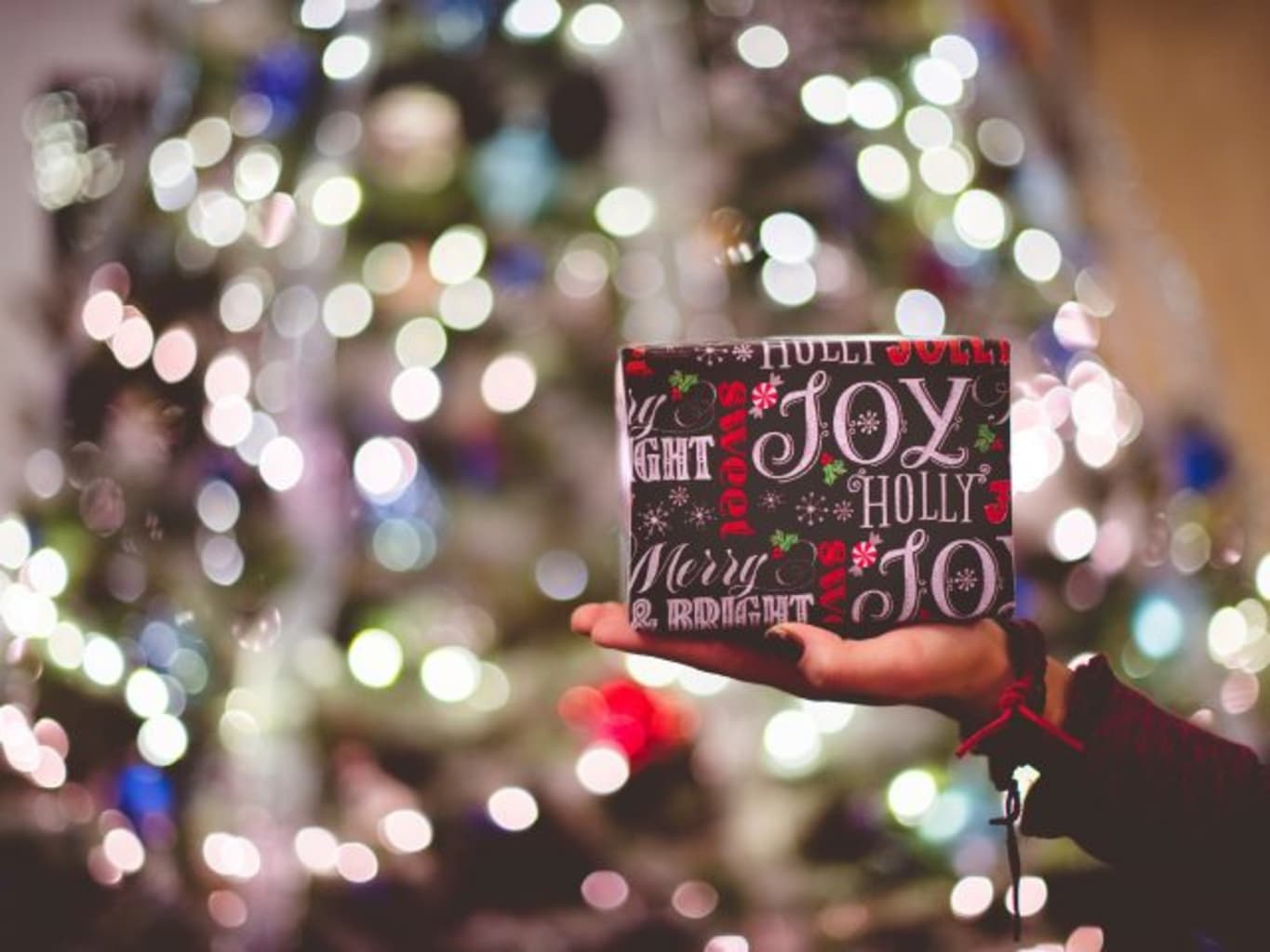 Pourquoi Offrir Des Cadeaux Fait Du Bien Medoucine