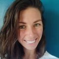 Passionnée par l'apprentissage, je me rends disponible pour l'aide aux devoirs de vos enfants.