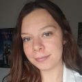 Diplômée d'un BAC+4 en sciences humaines et sociales, je suis active sans les métiers de l'éducation et souhaite aider.