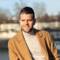 Professeur de l'éducation nationale donne des cours pour tous les élèves: du CP à la terminale, notamment en sciences.