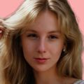 Louise, form&eacute;e &agrave; la Sorbonne : m&eacute;thode innovante, ressources modernes, progr&egrave;s garantis.