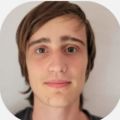 Étudiant en école d ingénieur donnant des cours a Bordeaux sur les matières scientifiques.