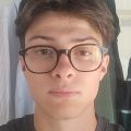 Etudiant en L3-Maths/&eacute;co donne des cours de Maths et de SES &agrave; tout les niveaux du secondaire.