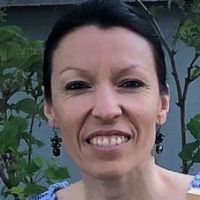 Titulaire d'un Master 2 et formation Montessori