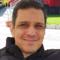 Professeur &eacute;gyptien donne des cours d'arabe Par WEBCAM.