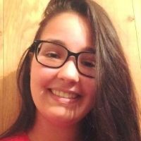 Bilingue en anglais et titulaire d'un Master 2 en Communication digitale, passionn&eacute;e d'Histoire et de litt&eacute;rature