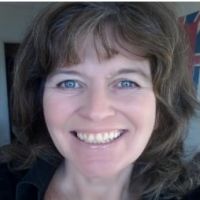 Professeur d'anglais depuis 25 ans- je souhaite aider des &eacute;l&egrave;ves de tout publique &agrave; faire des progr&egrave;s.