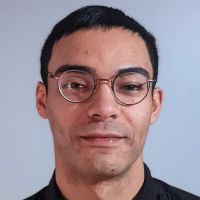 Titulaire d'un Master 1 en Maths à l'université Côte d'Azur, propose de partager mes connaissances