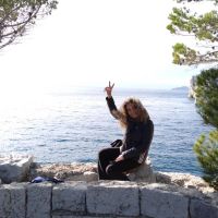 Professeur de l'&eacute;ducation nationale, donne des cours et j'ai de les &eacute;l&egrave;ves aux BEPC et au CL2 pour lieu  aborder le coll