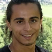 &Eacute;l&egrave;ve Ing&eacute;nieur &agrave; Centrale Sup&eacute;lec donne cours de Maths/Physique-Chimie/Informatique