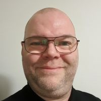 Ancien &eacute;tudiant en langues &eacute;trang&egrave;res appliqu&eacute;es, passionn&eacute; par les cultures et civilisations &eacute;trang&egrave;res