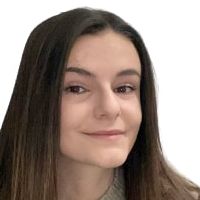 Bonjour, je suis &eacute;tudiante en BTS dans une &eacute;cole de commerce sur Issoire, je propose des cours pour tous niveaux!