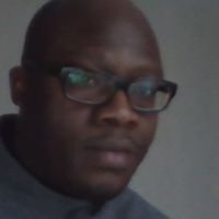 El&egrave;ve en informatique, ing&eacute;nieur propose cours de maths par webcam