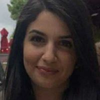 Titulaire d'un master 2 en Bio-informatique, je me ferai un plaisir d'aider en maths en visio!