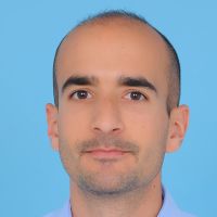 Dipl&ocirc;m&eacute; de Mines Paristech, Ancien du Lyc&eacute;e Sainte-Genevi&egrave;ve, Enseignant en Maths/PC depuis 5 ans