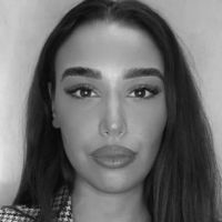 &Eacute;tudiante en psychologie donne cours particuliers dans toutes les mati&egrave;res pour les coll&eacute;giens par webcam