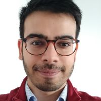 Pharmacien donne cours SVT