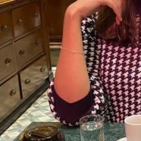 Titulaire d&rsquo;un Master en gestion de projets internationaux trilingues, j&rsquo;offre mon expertise en langues