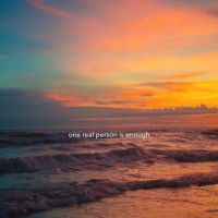 Etudiante en STAPS , dipl&ocirc;m&eacute; d'une licence param&eacute;dical je propose des cours de langues anglais arabe et science humaine