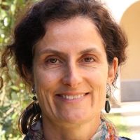 Professeur des &eacute;coles propose aide aux devoirs