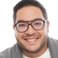 Ancien journaliste et attach&eacute; de presse, je donne des cours de Fran&ccedil;ais pour &eacute;viter certaines fautes qui piquent !