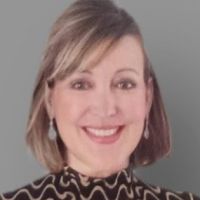 Titulaire du DAEFLE, sp&eacute;cialisation FLE aux enfants et Master 1 en fran&ccedil;ais langue &eacute;trang&egrave;re(FLE)en cours.