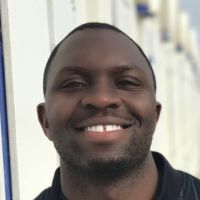 Professeur quadrilingue ( Fran&ccedil;ais, Anglais, Espagnol, Portugais), je vous transmets toutes mes connaissances.