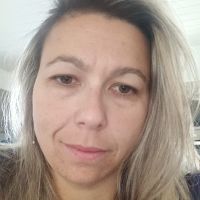 Professeur d'anglais pour tout niveau et professeur de maths jusqu'&agrave; la 5eme