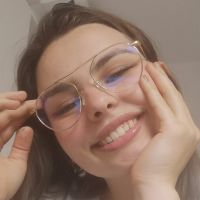 Titulaire d'un bac S et &eacute;tudiante en ost&eacute;opathie animale, propose cours de soutien pour primaire/ coll&egrave;ge