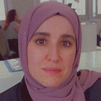 Professeur de math&eacute;matiques et physique chimie au coll&egrave;ge